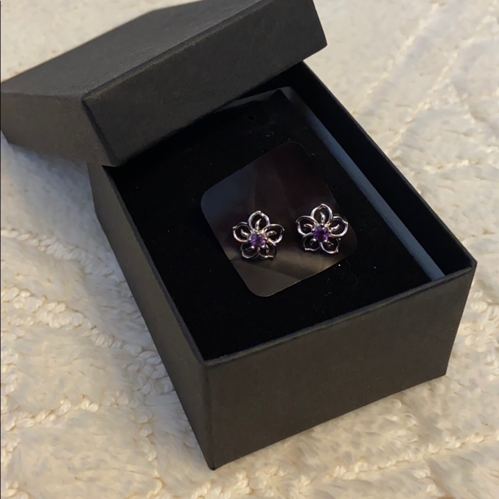 (NWOT) Stud Earrings - Sterling Silver, Flower